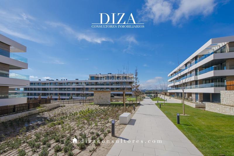 Foto 3ca202da-65c9-4b47-9a33-6e88a7ace7de. Lloguer planta baixa amb calefacció aparcament piscina a La Moraleja