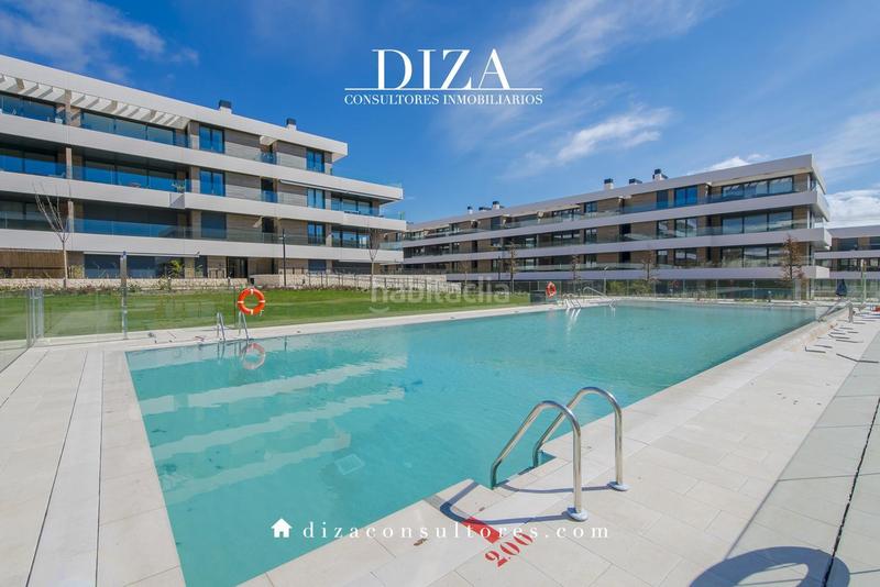 Foto a3d07adb-268b-429f-9b02-819cd153c721. Miete erdgeschoss mit heizung parking pool in urbanización La Moraleja La Moraleja