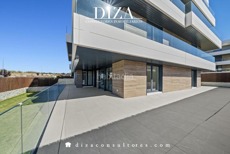 Foto b6e01712-3c34-44e5-9574-a70296d53202. Rent ground floor with heating parking pool in urbanización La Moraleja La Moraleja