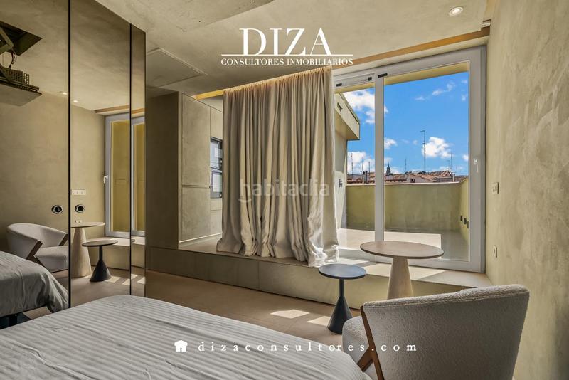 Foto dd065cd9-8e21-467e-84ac-88015c9b7a93. Alquiler ático  con terraza en el centro en Embajadores-Lavapiés Madrid