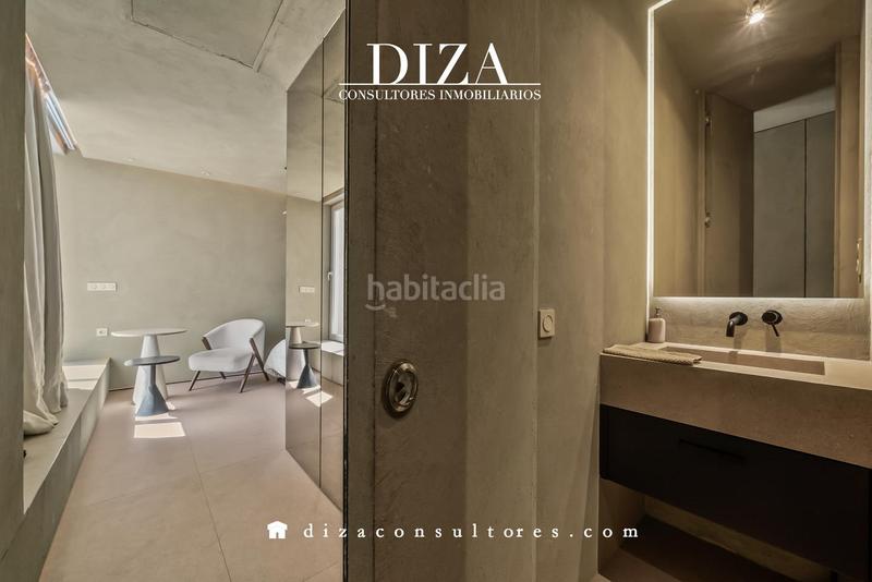 Foto 5879d0f9-1d32-4d6d-959b-90c0691c9ac9. Rent penthouse with heating in Embajadores-Lavapiés Madrid