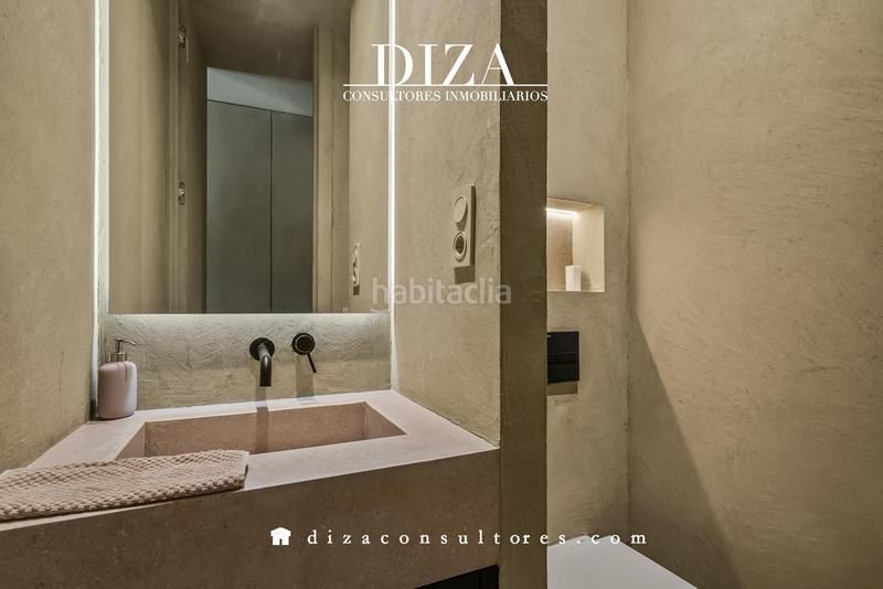 Foto d563c96c-5d9d-4ddf-a1ab-cab80deb3bae. Rent penthouse with heating in Embajadores-Lavapiés Madrid