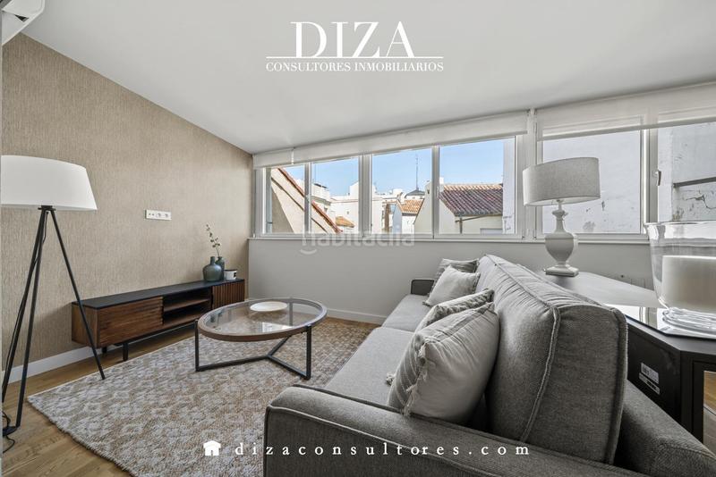 Foto d59fd1a0-97d2-4814-85ec-02fdf3ddfcb4. Alquiler dúplex duplex reformado en la mejor zona de Recoletos en Madrid