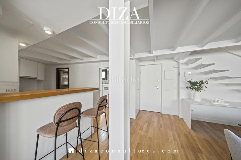 Foto 199ddaf3-3480-4f24-b4fa-d5454c825287. Rent duplex with heating in Recoletos Madrid