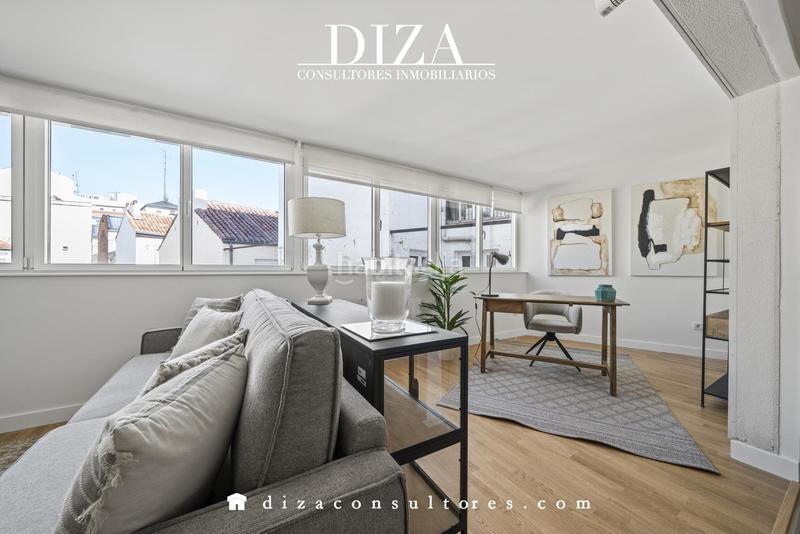 Foto 68df53e8-d56d-4e26-826a-02fe3fb170c9. Rent duplex with heating in Recoletos Madrid