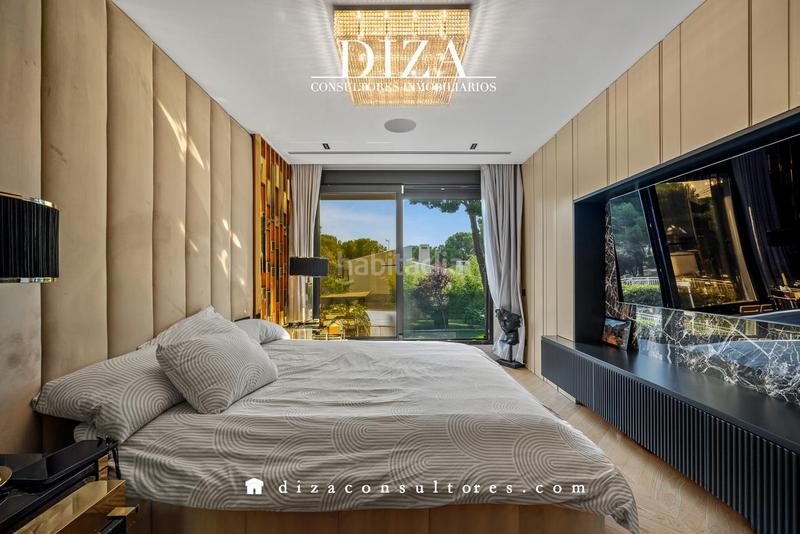 Foto a0596e20-7093-4f8e-ac2f-f8b2eb411fd2. Casa chalet con piscina en pozuelo en La Cabaña Pozuelo de Alarcón