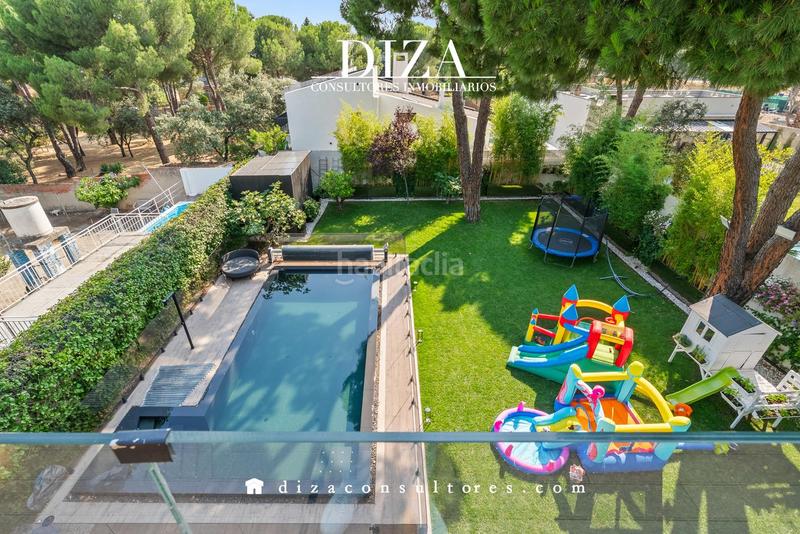 Foto a9293dcb-6be2-4038-928e-164a7f2ab65f. Casa chalet con piscina en pozuelo en La Cabaña Pozuelo de Alarcón