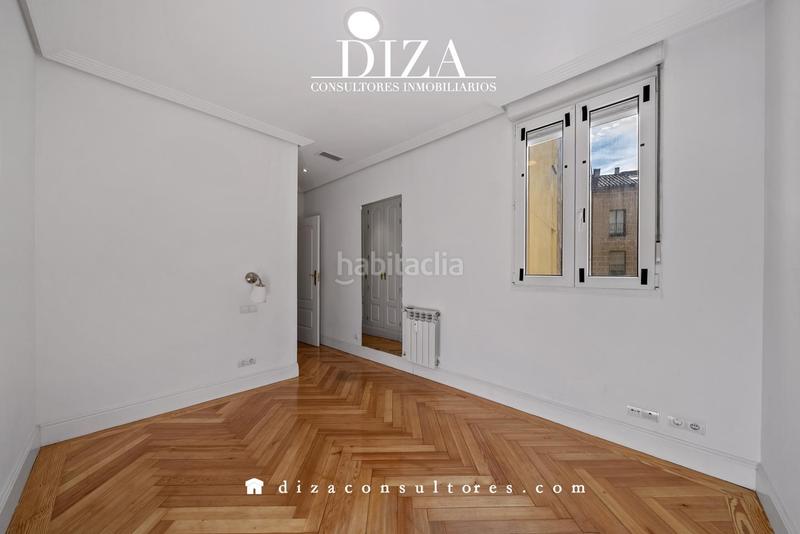 Foto 6efefd6b-95e3-43ad-a6ec-a2d8a2e924e5. Miete etagenwohnung mit heizung in Recoletos Madrid