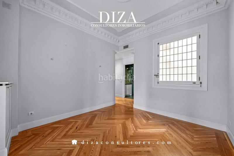 Foto d4dbd4a1-fa6f-46d9-be02-db81d23f0a9a. Miete etagenwohnung mit heizung in Recoletos Madrid