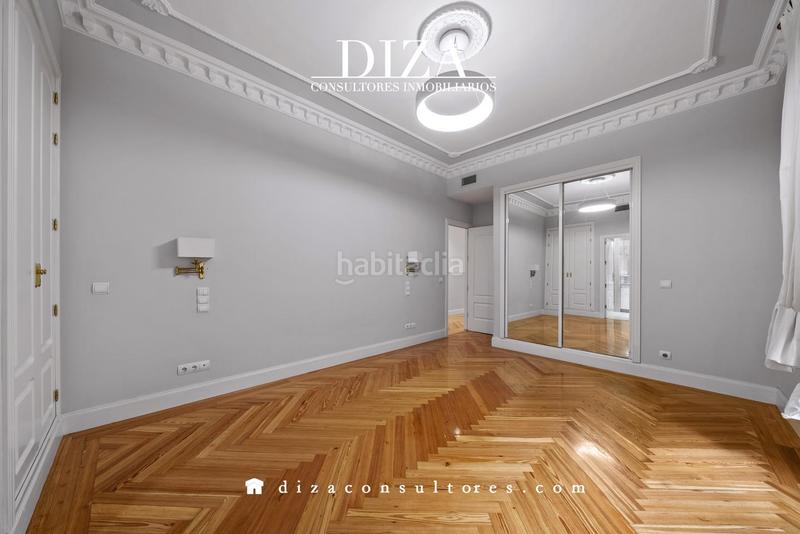 Foto 9adb8ec6-0119-4309-aa65-6b853b238d06. Rent flat with heating in Recoletos Madrid