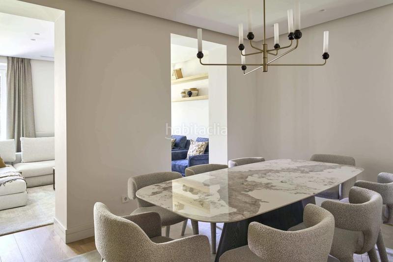 Foto a55c076f-7e0d-44ec-a680-019d87eb6e82. Piso lujo en edificio historico en Justicia-Chueca Madrid