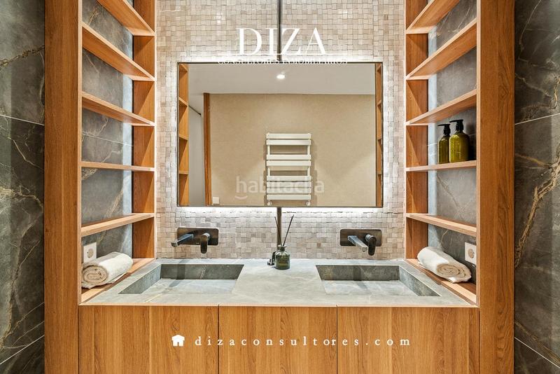 Foto 58eee387-7ac5-40a9-bdb6-9a203c22df9b. Apartamento lujo para entrar a vivir en salamanca en Madrid