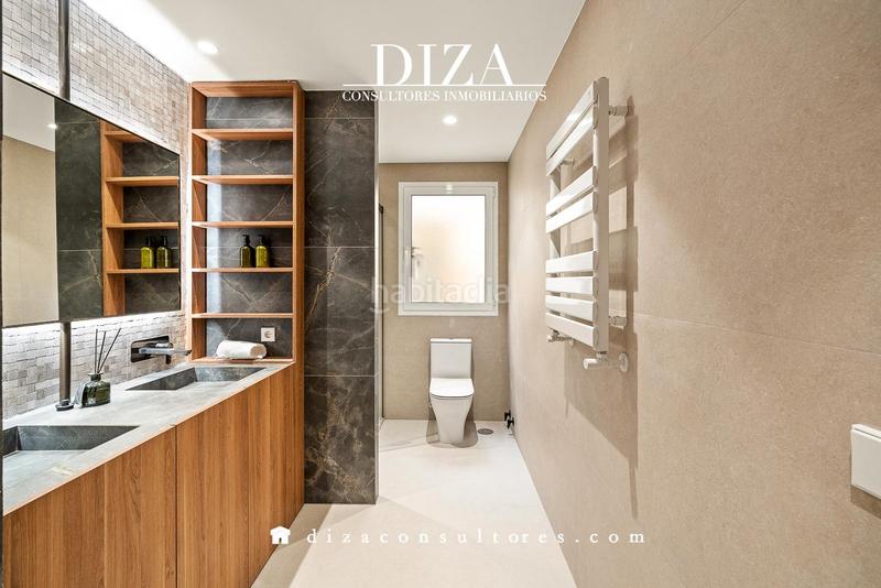 Foto 5c82137b-6999-48a1-9d11-e99b1f10092a. Apartamento lujo para entrar a vivir en salamanca en Madrid