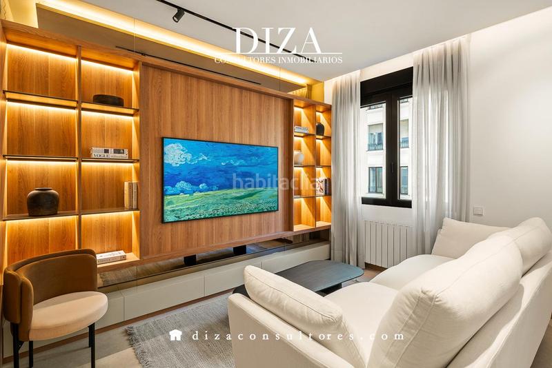 Foto 8d22fcf9-7046-40da-af57-8313e934d8f5. Apartamento lujo para entrar a vivir en salamanca en Madrid