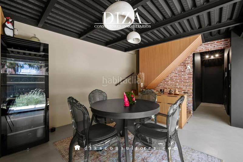 Foto 5b9dddb0-4fe5-4b03-8ba6-e106ea79979d. Casa oasis de paz en arturo soria en Salvador Madrid