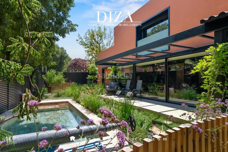 Foto 7f2a75b7-a32a-41d9-abd7-9aa22155b660. Casa oasis de paz en arturo soria en Salvador Madrid