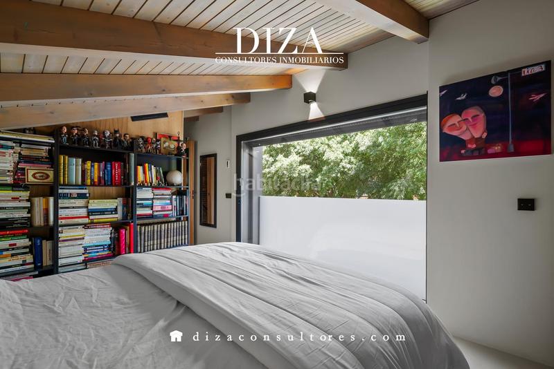 Foto 856551b3-969b-47d2-bee0-16d880e82831. Casa oasis de paz en arturo soria en Salvador Madrid