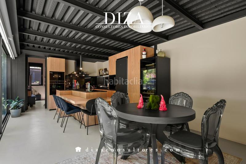 Foto eb22d282-21e2-4e86-8fc0-8d66c9499dfd. Casa oasis de paz en arturo soria en Salvador Madrid