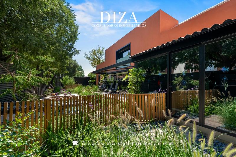 Foto f7f2fbf5-1b42-488a-b103-792126565f5a. Casa oasis de paz en arturo soria en Salvador Madrid