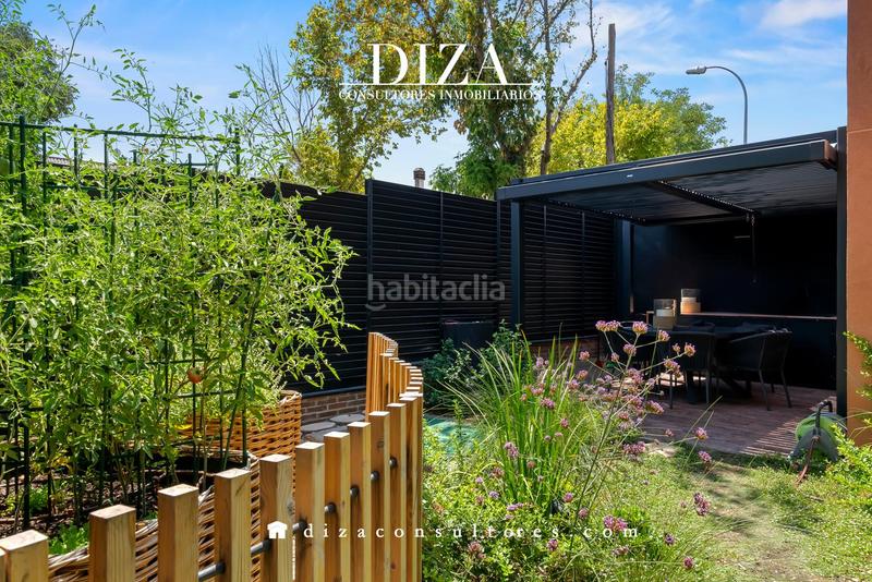 Foto fb2fff10-c6b1-4d32-9923-23dac39ac82a. Casa oasis de paz en arturo soria en Salvador Madrid