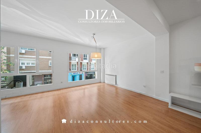 Foto 62262aef-f7f9-4429-be07-b3d33fbf0f0e. Piso vivienda reformada junto al barrio salamanca en Madrid