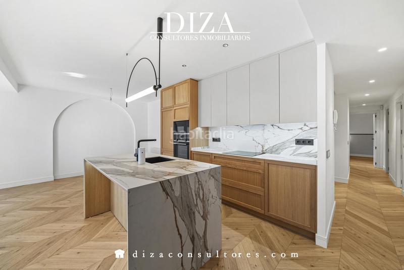 Foto 597773c0-1bf1-404b-9cd4-434729195b90. Appartamento con riscaldamento parcheggio in Castellana Madrid