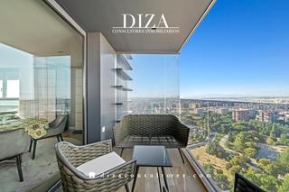 Piso  De la dirección. Lujo en el residencial más alto de madrid