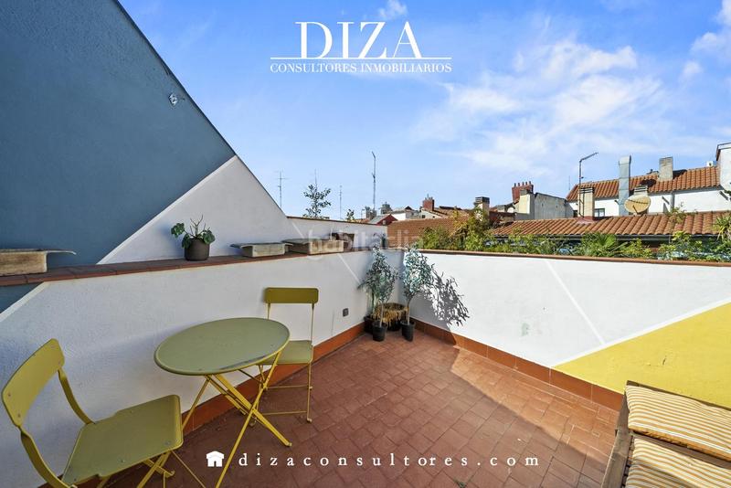 Foto 0a55e44e-964c-46ff-a650-7eb5cbd7de4a. Ático atico con encanto en malasaña en Universidad-Malasaña Madrid