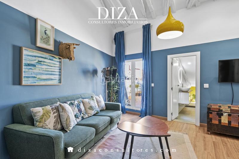 Foto 5115b51b-e435-46a4-bcb4-7344365416cd. Ático atico con encanto en malasaña en Universidad-Malasaña Madrid