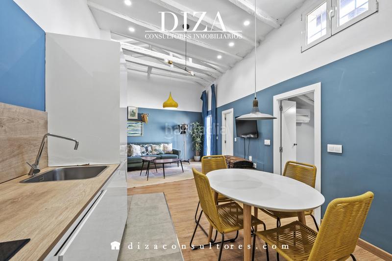 Foto 85a20370-3253-4781-a53f-4d80e636ac22. Ático atico con encanto en malasaña en Universidad-Malasaña Madrid