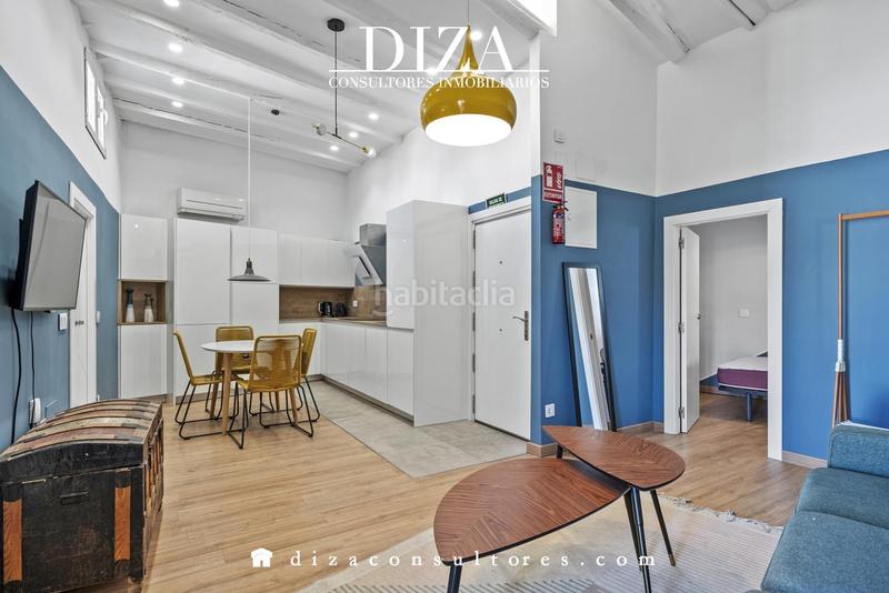 Foto 98c5f7bd-1f93-4e57-88ed-419d533c953d. Ático atico con encanto en malasaña en Universidad-Malasaña Madrid