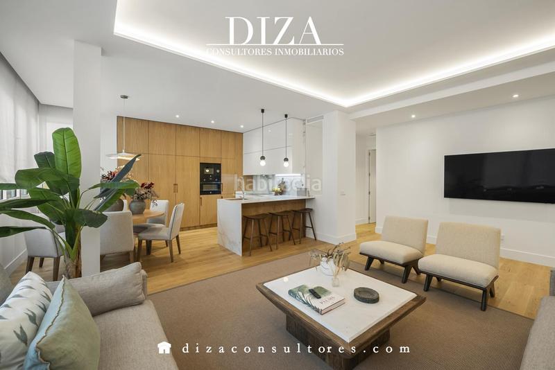 Foto 019a507b-606c-410a-bde9-16b45bbf93c1. Flat with heating parking in Recoletos Madrid