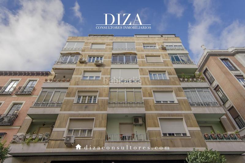 Foto c7482d94-b7b0-40a4-a402-d658c8aa0b69. Flat with heating parking in Recoletos Madrid