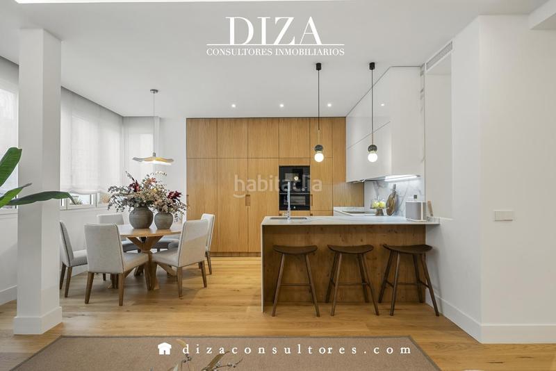 Foto f5aee3d8-663a-4dc3-b03e-68f444ccae3b. Flat with heating parking in Recoletos Madrid