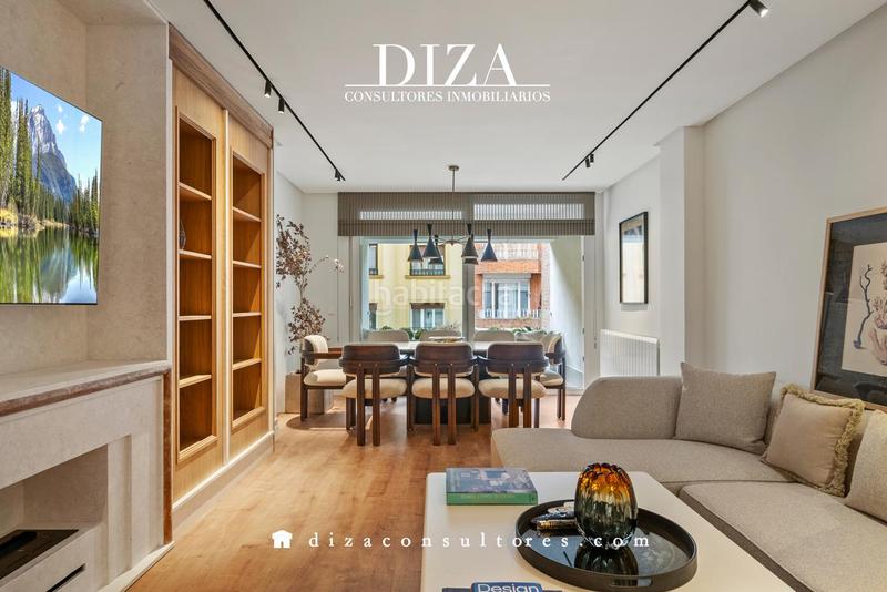 Foto 1ec7e472-6f43-40a2-b077-4b536a7dd0ab. Piso reforma, terraza y garaje en almagro en Trafalgar Madrid