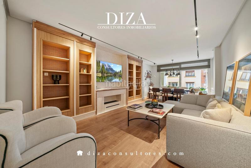 Foto 73231c76-b544-43f6-bec4-7514e659eb75. Piso reforma, terraza y garaje en almagro en Trafalgar Madrid