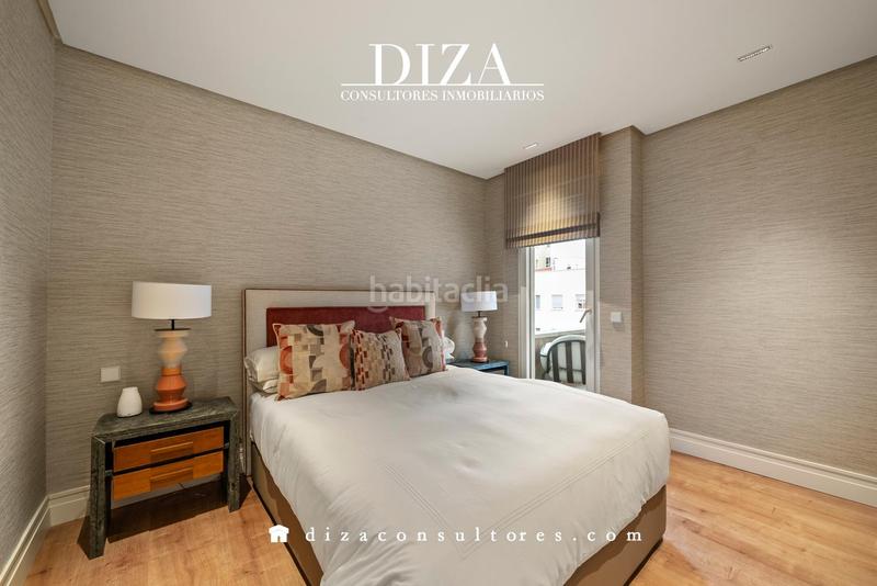 Foto c5e69e0d-c6c5-4893-a89e-6fe3106ec5a5. Piso reforma, terraza y garaje en almagro en Trafalgar Madrid