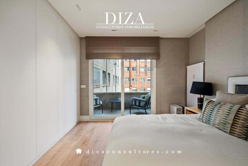 Foto d4b74b5c-754e-4e73-8071-155d259c8b6b. Piso reforma, terraza y garaje en almagro en Trafalgar Madrid