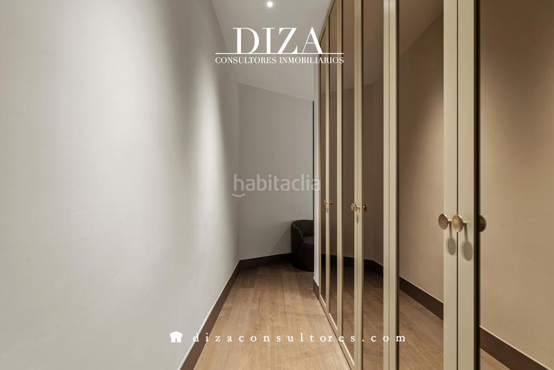 Foto 8a8be0a0-8cf6-48e6-971d-ddd0e8ea22fe. Appartamento con riscaldamento in Almagro Madrid