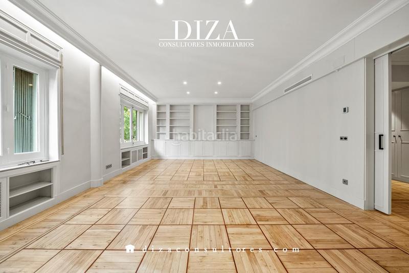 Foto bb6b10e9-1cda-4b5c-9e55-ad541f1bf779. Alquiler piso a estrenar en Castellana Madrid