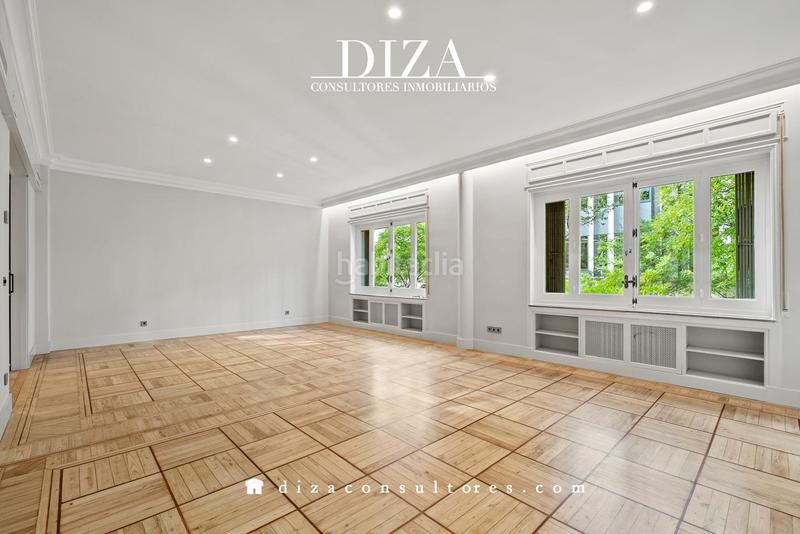 Foto a71c81f9-1075-468b-8e82-9773f475bd53. Location appartement avec chauffage dans Castellana Madrid