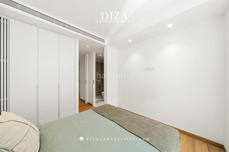 Foto 885a5f28-8e6f-48a9-bdc8-4d8965982070. Pis amb aparcament a Castellana Madrid