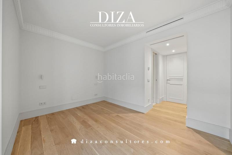 Foto 63b8e6a2-f1e0-40c7-be32-a56e9a2edf4b. Pis amb aparcament a Cuatro Caminos - Azca Madrid