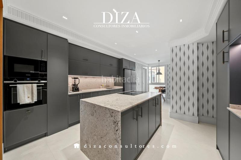 Foto 6484bfe2-21c3-49c1-b647-663689435e62. Pis amb aparcament a Cuatro Caminos - Azca Madrid