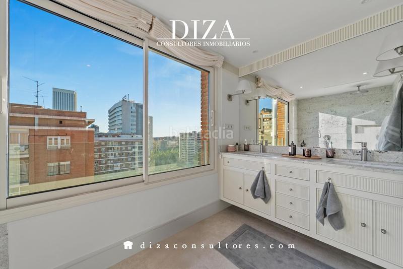 Foto c8c09544-9a26-40a1-a6e1-848d6bccf8e2. Pis amb aparcament a Cuatro Caminos - Azca Madrid