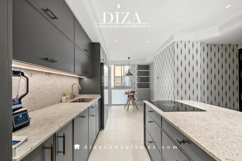 Foto f50fcef1-263e-45fa-bfc0-417be5c4e525. Pis amb aparcament a Cuatro Caminos - Azca Madrid