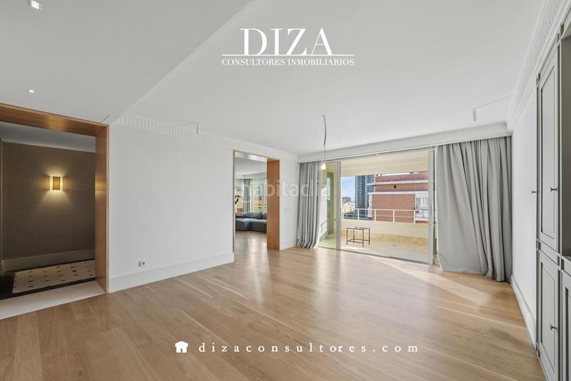 Foto fb98b5c1-cc9f-4c82-8d15-eb94dd356e0d. Pis amb aparcament a Cuatro Caminos - Azca Madrid