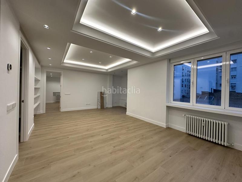 Foto 551ee9c5-f61e-4aad-bb02-054ed21f9b4a. Miete etagenwohnung mit heizung parking in Almagro Madrid