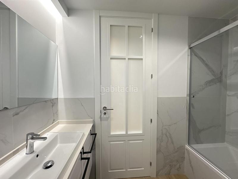 Foto 8b886b70-f2f3-4dfe-9a13-80ba163b5187. Miete etagenwohnung mit heizung parking in Almagro Madrid