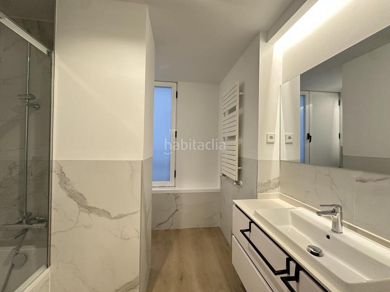 Foto cacc0a69-e010-4e73-a760-41a5aec00fcc. Rent flat with heating parking in Almagro Madrid